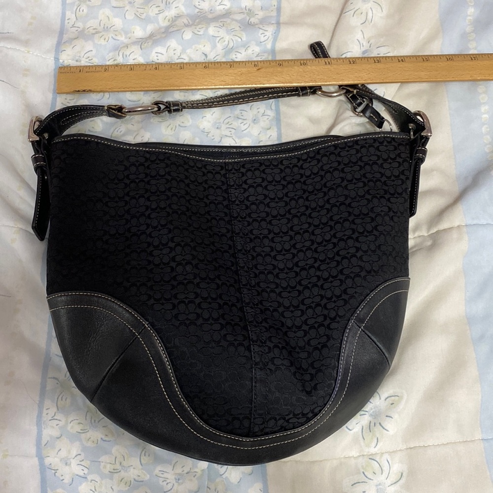 Coach bag. Short shoulder strap